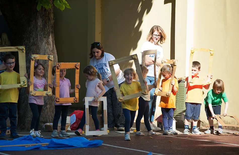 Leonardo da Vinci Evento del 3 giugno a conclusione del laboratorio teatrale e saluto ai remigini